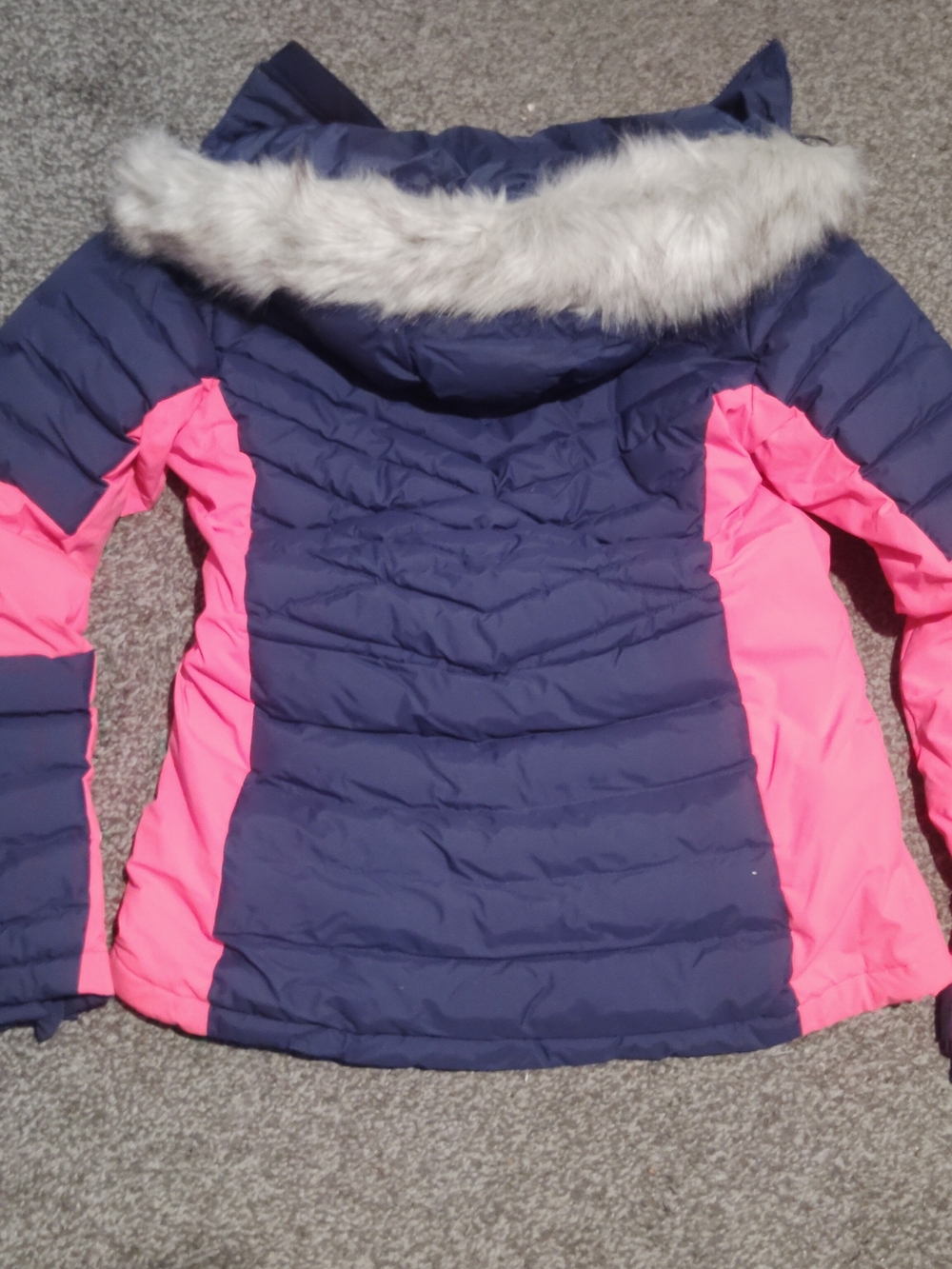 Women's Columbia Navy and Bright Pink Hooded Puffer Jacket with Faux Fur Trim